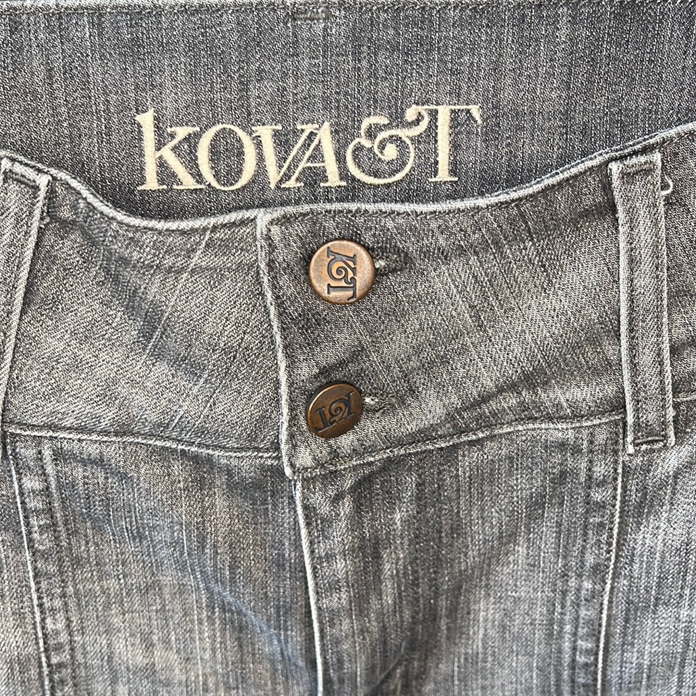 Kova & T | Boot Cut | Gray Wash | Size 29 | 98% Cotton | Great Condition